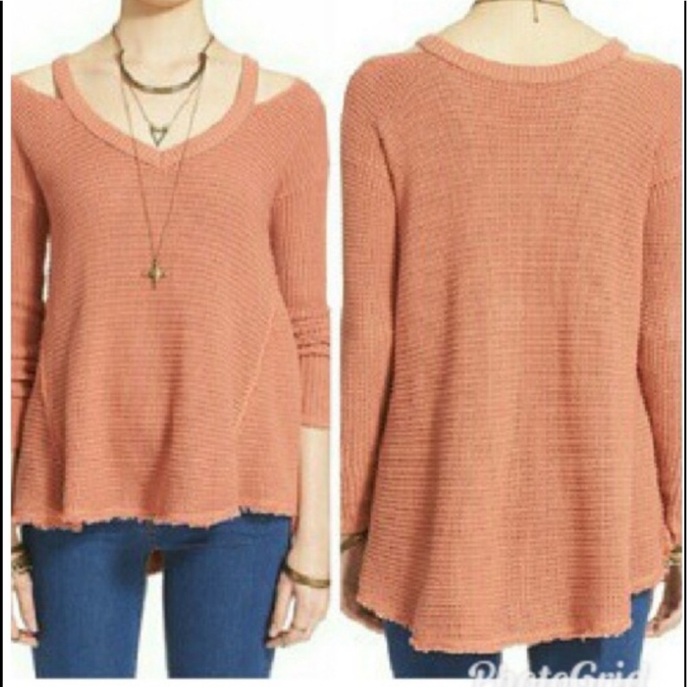 FREE PEOPLE COLD SHOULDER FRAYED TRIM SWEATER